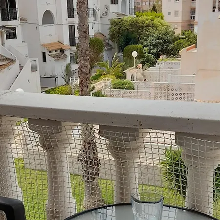 Locos With Balcony And Wi-fi * Torrevieja