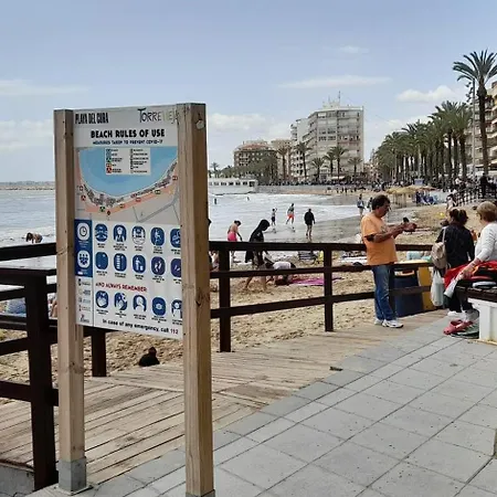 Locos With Balcony And Wi-fi Lägenhet Torrevieja