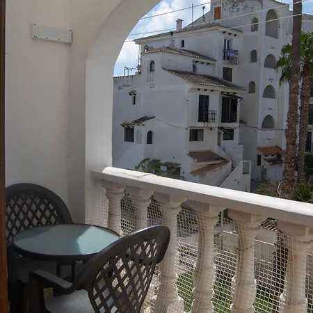 Locos With Balcony And Wi-fi * Torrevieja
