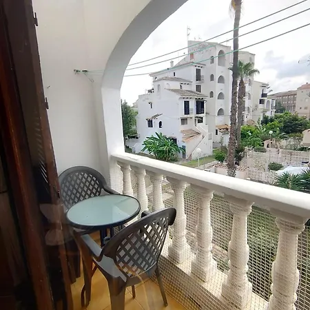 Locos With Balcony And Wi-fi Apartment