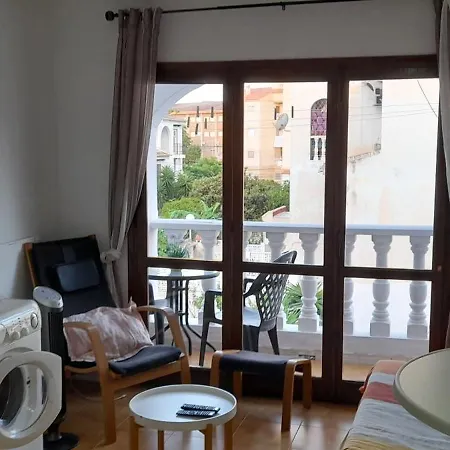 Locos With Balcony And Wi-fi Апартаменты Торевьиа