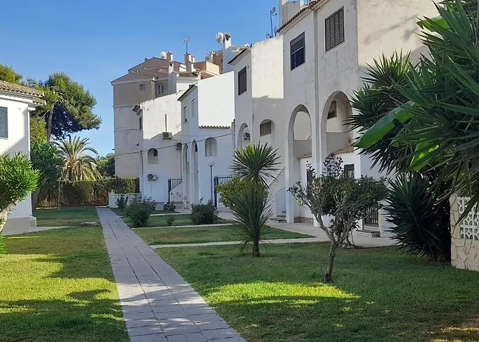 Lägenhet Locos With Balcony And Wi-fi Torrevieja